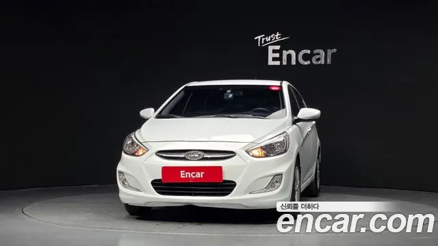 Hyundai Accent 2015 thumb 3