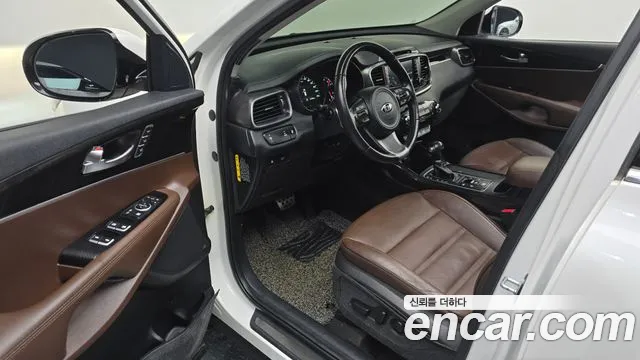 Kia Sorento 2016 thumb 9