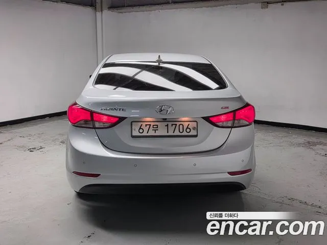 Hyundai Avante 2014 thumb 4