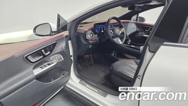 Mercedes-Benz EQE 2022 thumb 9
