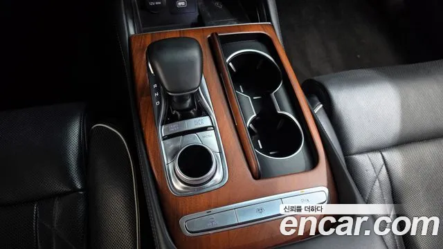 Kia K9 2018 thumb 9