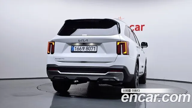 Kia Sorento 2025 thumb 4