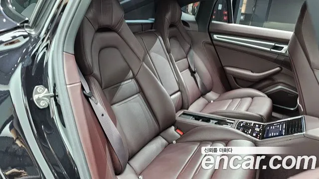 Porsche Panamera 2022 thumb 11
