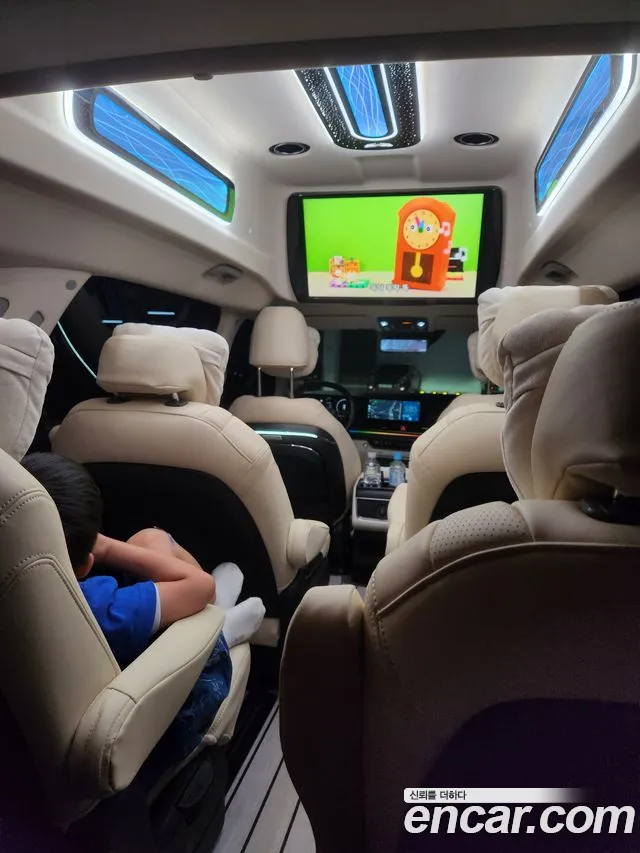 Kia Carnival 2025 thumb 8