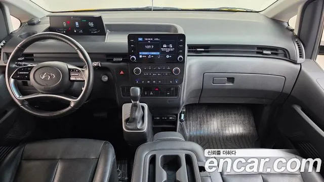 Hyundai Staria 2022 thumb 7
