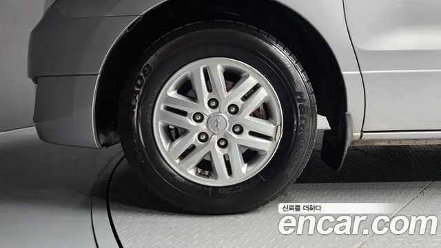 Hyundai Starex 2017 thumb 5