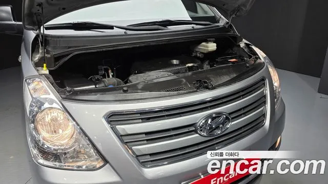 Hyundai Starex 2017 thumb 6
