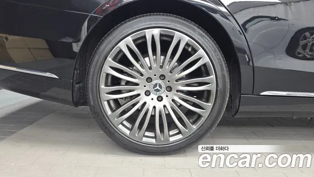 Mercedes-Benz S-Класс 2018 thumb 5