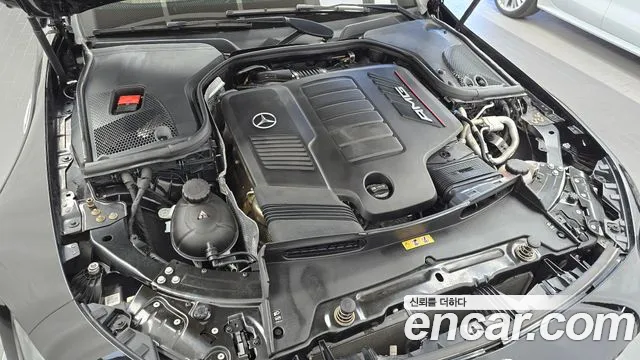 Mercedes-Benz AMG GT 2021 thumb 6