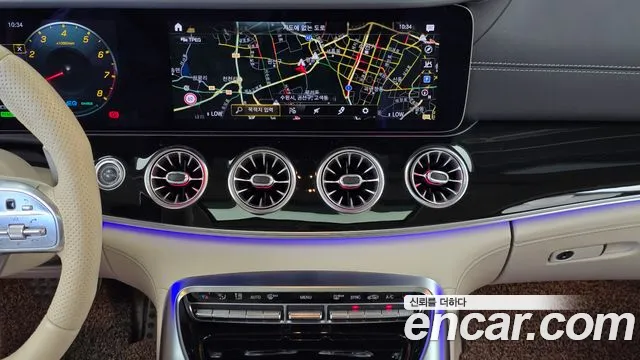 Mercedes-Benz AMG GT 2021 thumb 12