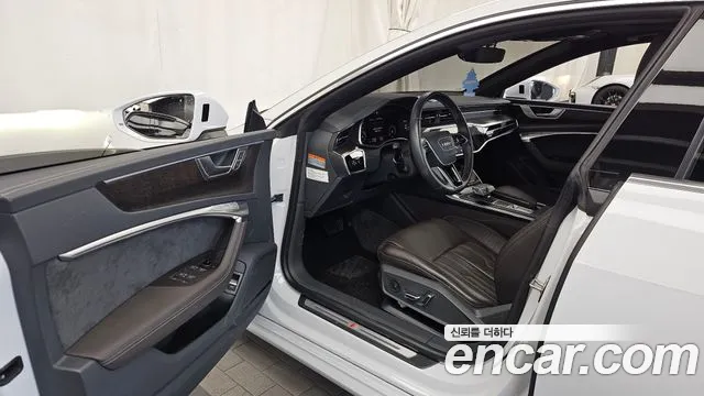 Audi A7 2021 thumb 10
