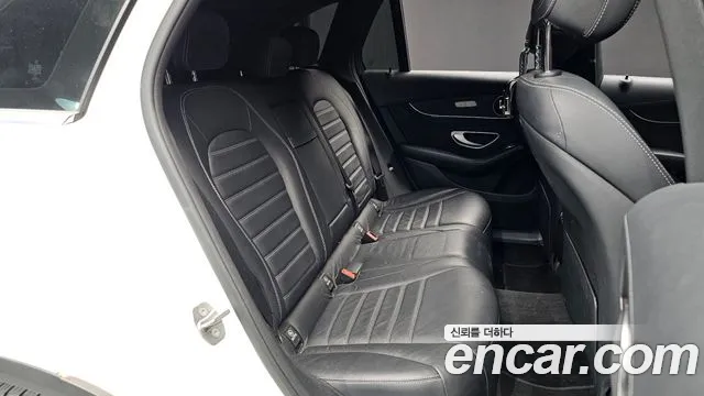 Mercedes-Benz GLC 2016 thumb 12