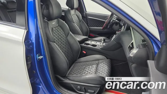 Genesis G70 2018 thumb 10