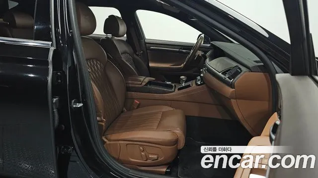 Genesis G90 2020 thumb 10