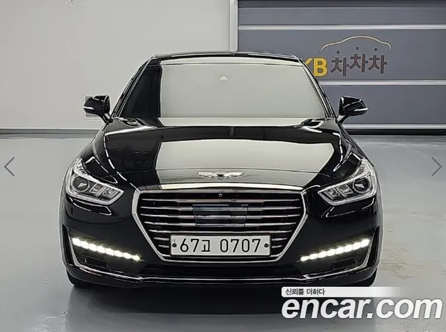 Genesis G90 2016 thumb 2
