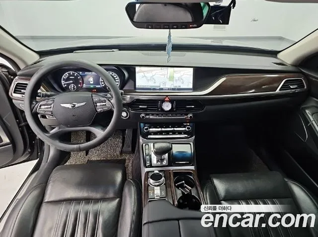 Genesis G90 2016 thumb 6