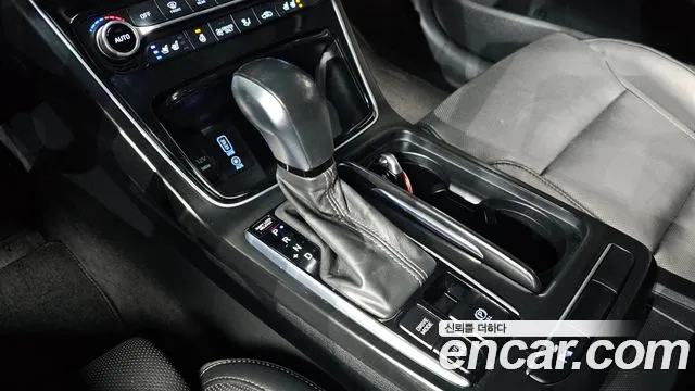 Hyundai Grandeur 2017 thumb 9