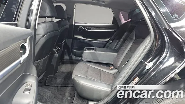 Hyundai Grandeur 2017 thumb 11