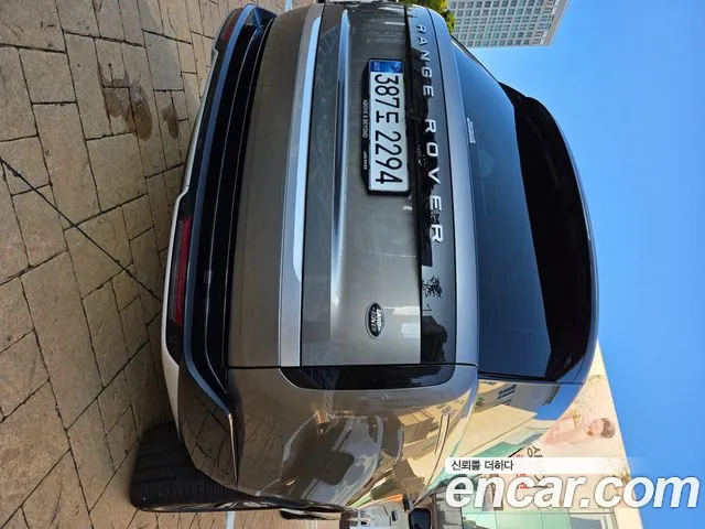 Land Rover Range Rover 2023 thumb 6