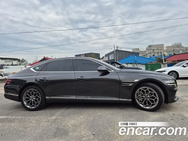 Genesis G80 2022 thumb 7