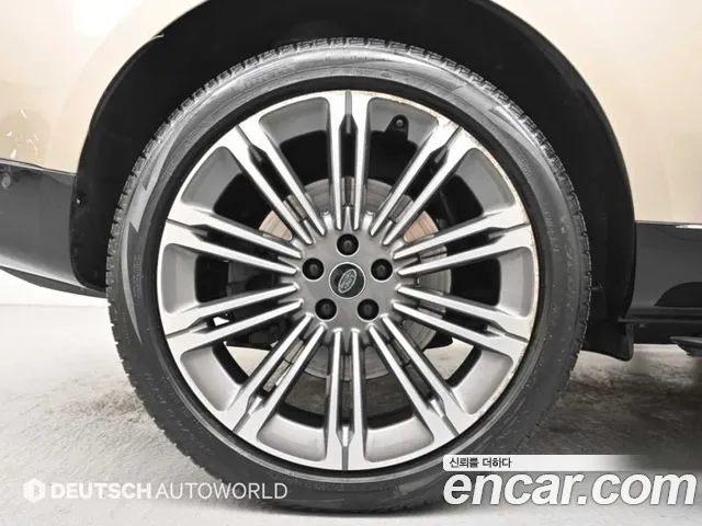 Land Rover Range Rover 2023 thumb 5