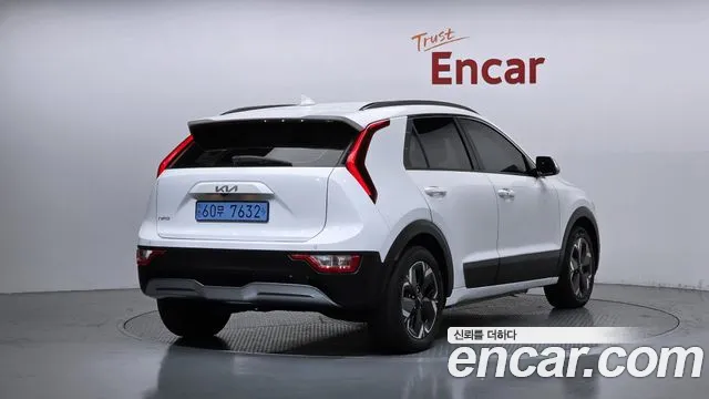 Kia Niro 2022 thumb 2
