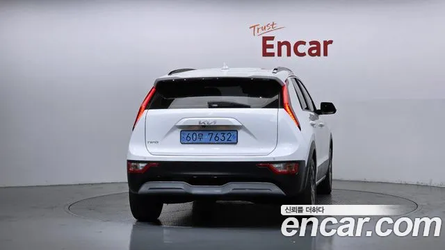 Kia Niro 2022 thumb 4