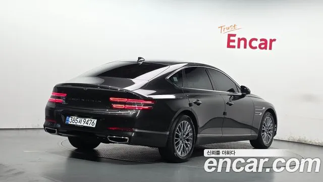 Genesis G80 2022 thumb 2