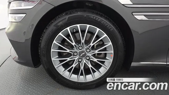 Genesis G80 2022 thumb 5