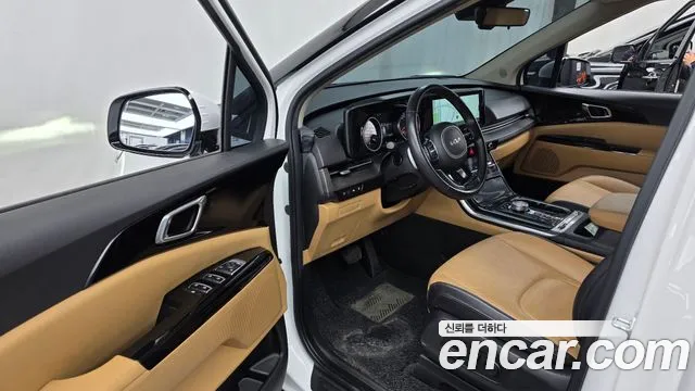 Kia Carnival 2023 thumb 10