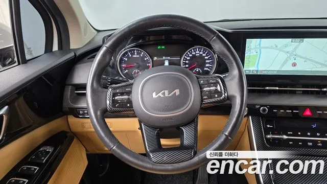 Kia Carnival 2023 thumb 12