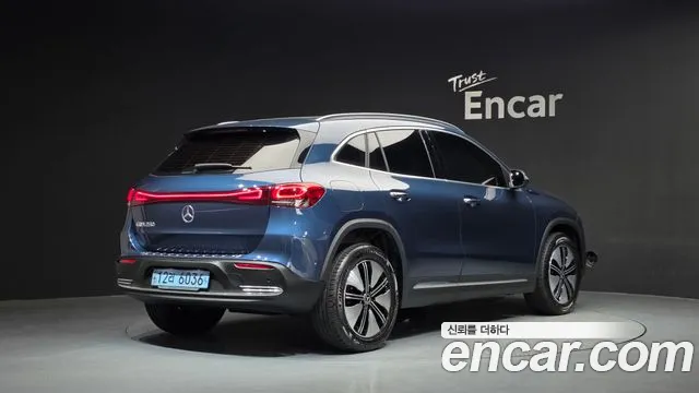 Mercedes-Benz EQA 2021 thumb 2