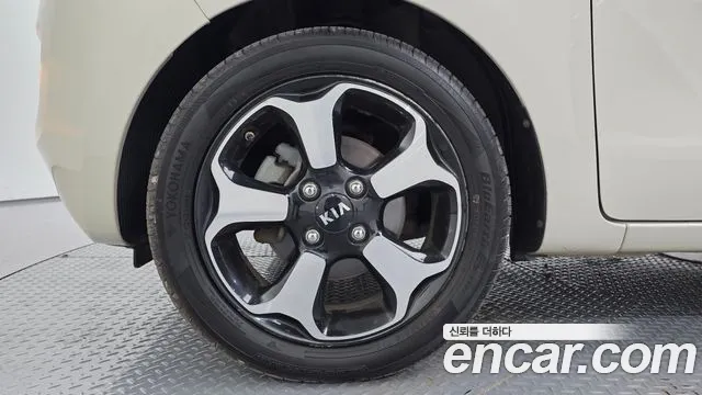 Kia Ray 2016 thumb 5