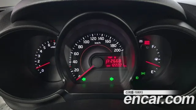 Kia Ray 2016 thumb 8