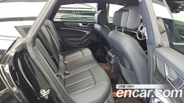 Audi A7 2021 thumb 12