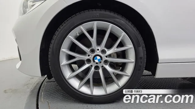 BMW 1-Series 2016 thumb 5