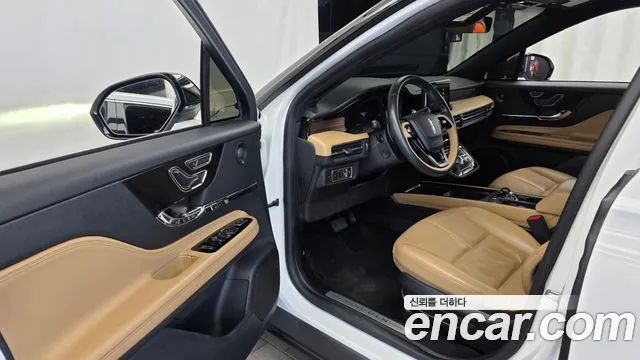 Lincoln Corsair 2022 thumb 10