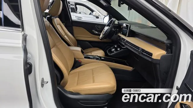 Lincoln Corsair 2022 thumb 11