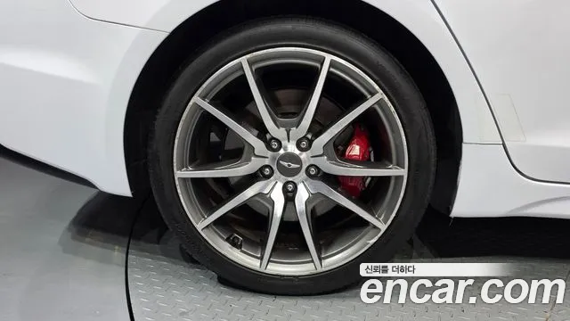 Genesis G70 2018 thumb 5