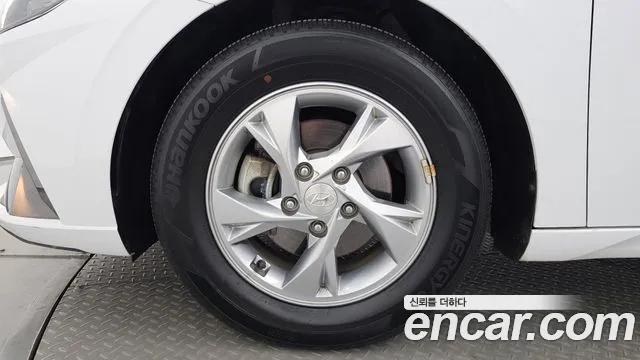 Hyundai Avante 2020 thumb 4