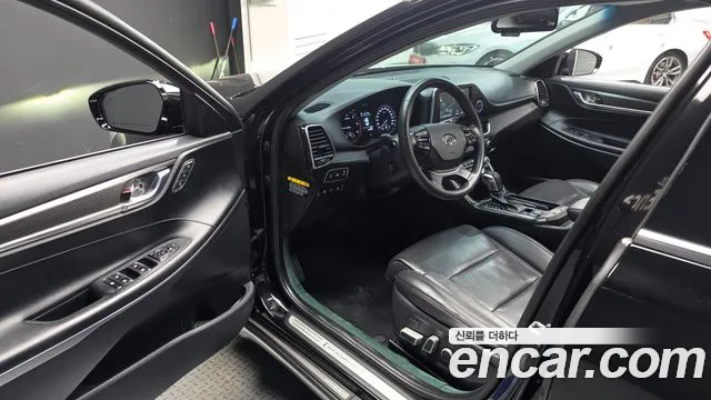 Hyundai Grandeur 2017 thumb 10