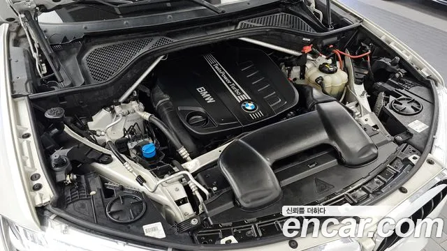 BMW X6 2018 thumb 6