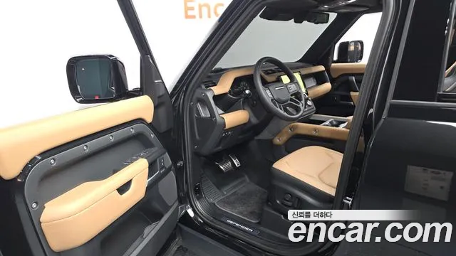 Land Rover Defender 2026 thumb 10