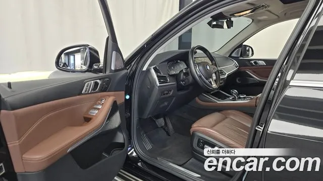 BMW X7 2021 thumb 10