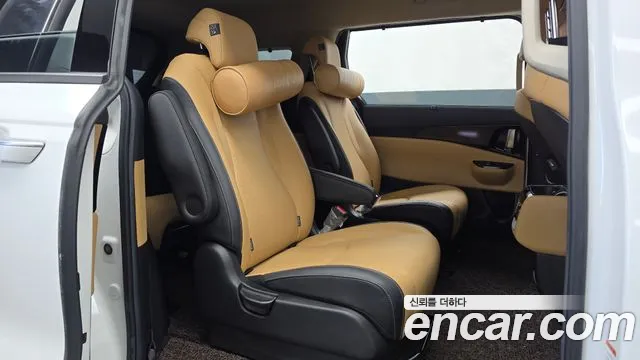Kia Carnival 2020 thumb 12