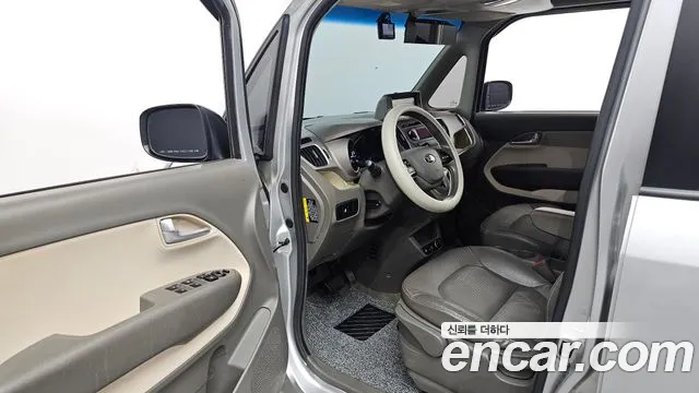 Kia Ray 2012 thumb 10