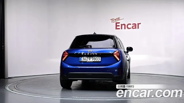 MINI Hatch 2025 thumb 4