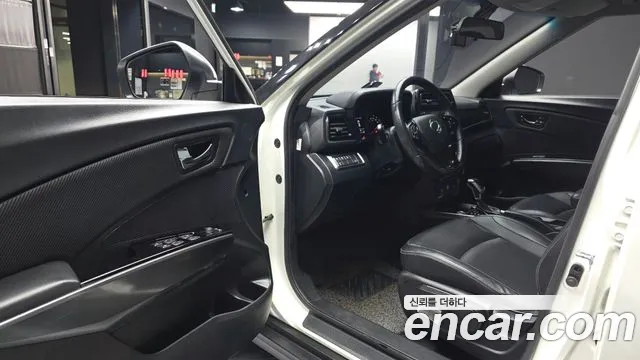KG_Mobility_Ssangyong TIBOLI 2019 thumb 10