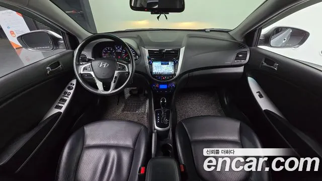 Hyundai Accent 2012 thumb 7