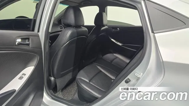 Hyundai Accent 2012 thumb 11